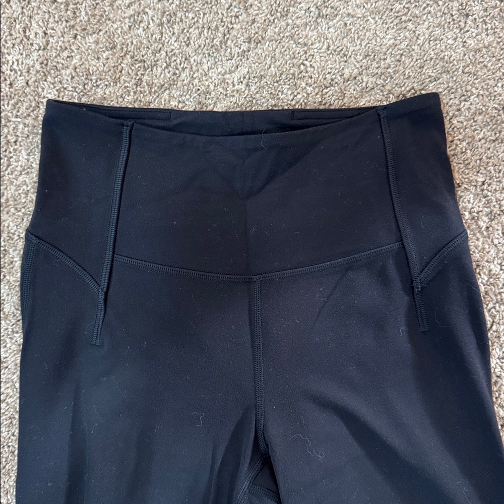 Lululemon Split Hem Flare Leggings – Size 4 – Black - Picture 4 of 6